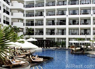 Mercure Patong Phuket 12